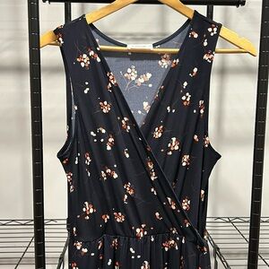 Black w/ Floral Pattern Jumper